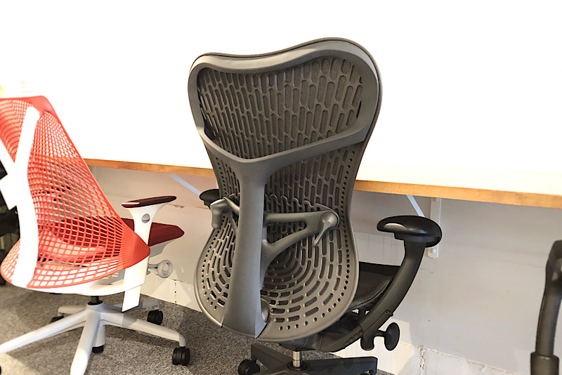 Herman Miller ハーマンミラー　ミラ2 チェア　18.5万　名作高品質