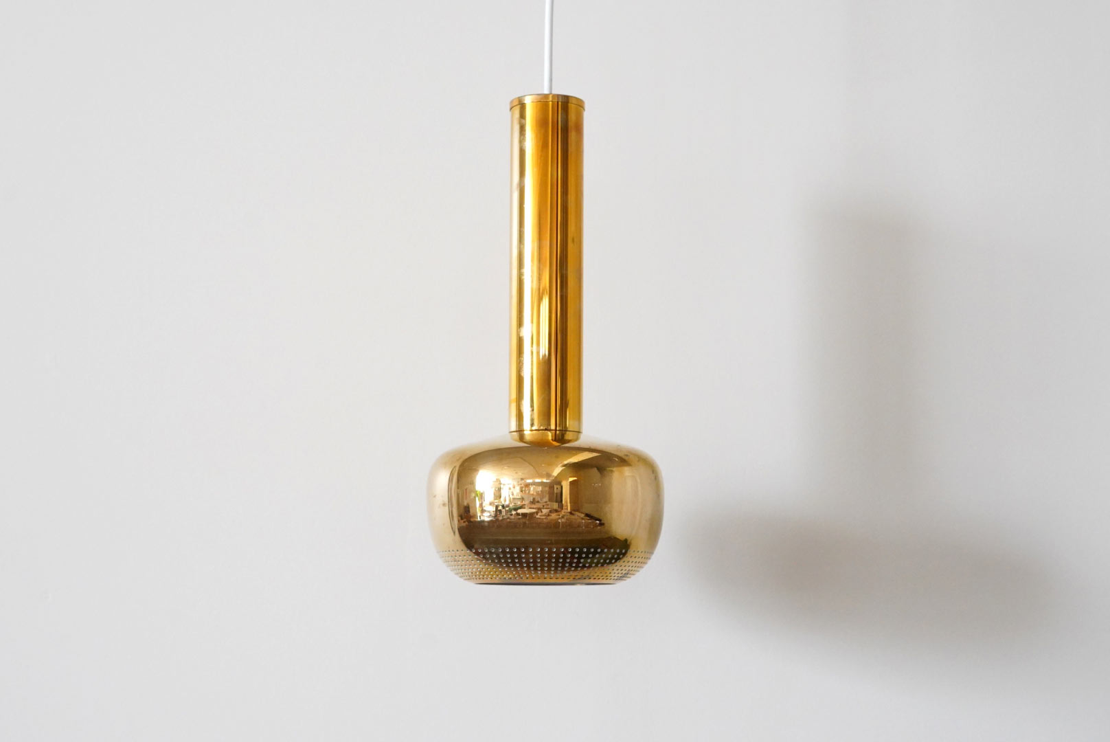 【店頭展示品セール】ルイスポールセン VL56ペンダント 真鍮ポリッシュ