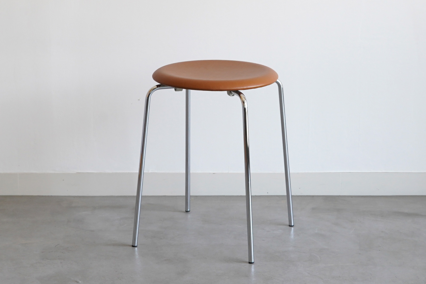 フリッツ・ハンセン（FRITZ HANSEN）DOT（ドットスツール） ワイルド 